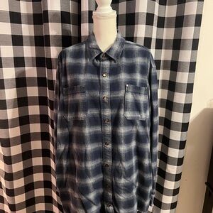 Classic Blue Plaid Men's Button-Down Shirt